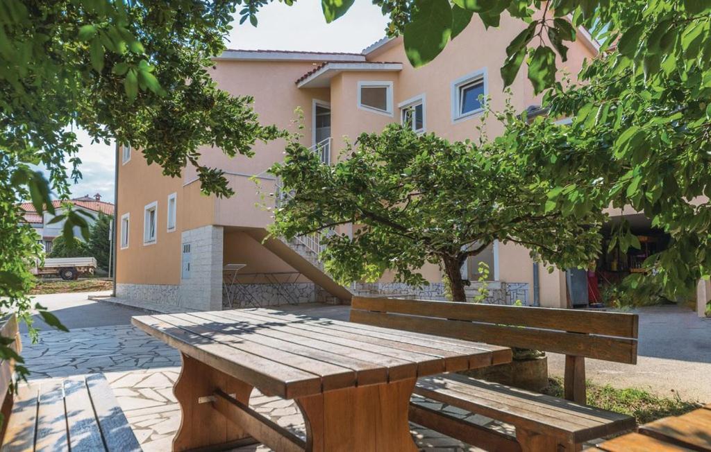 Apartmani Valdebek Pola Esterno foto